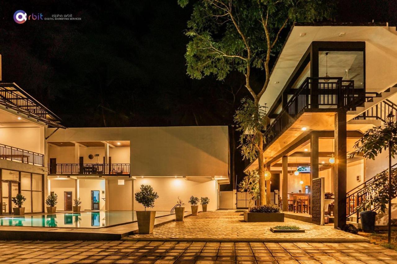 The Grand Pearl Resort Monaragala Exterior foto
