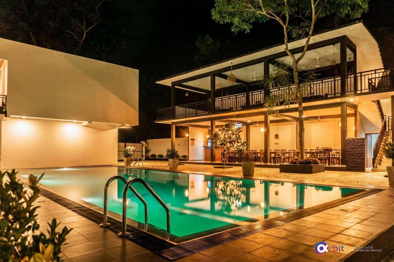 The Grand Pearl Resort Monaragala Exterior foto